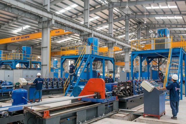 Tôn Olympic – Đi lên cùng tầm vóc Việt